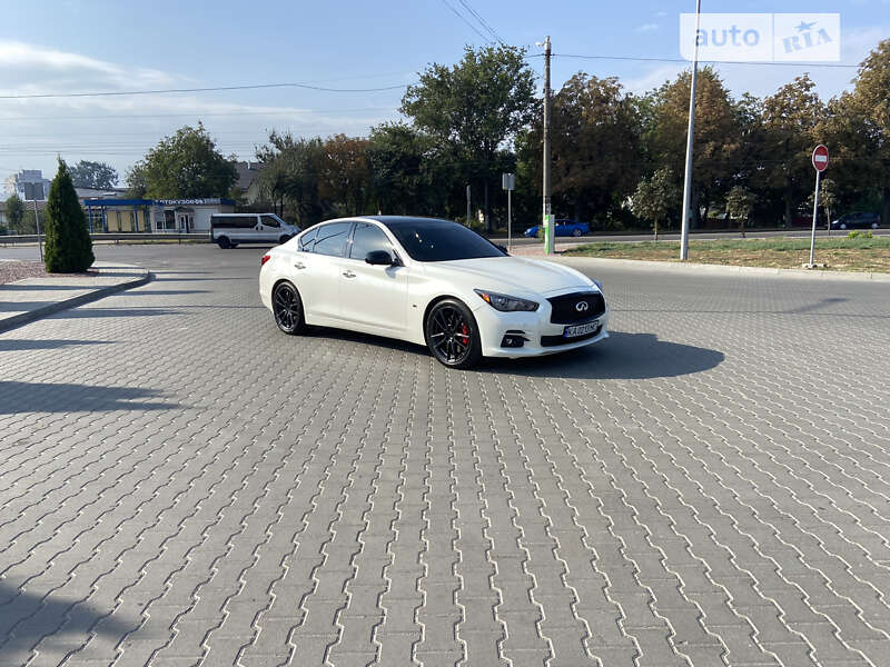 Infiniti Q50 (2016)