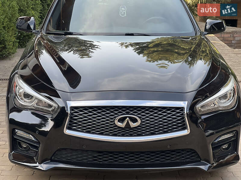 Infiniti Q50 (2013)