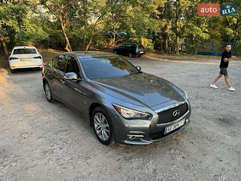 Infiniti Q50 (2016)