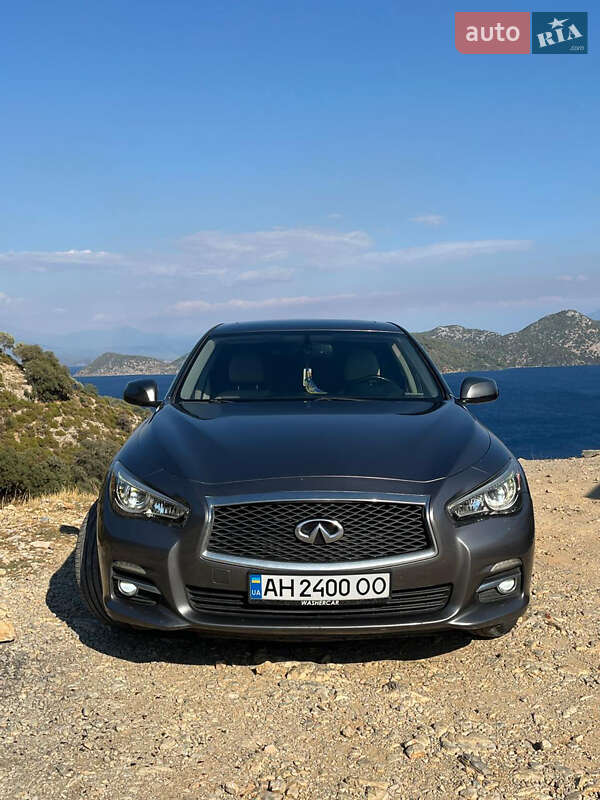 Infiniti Q50 (2014)
