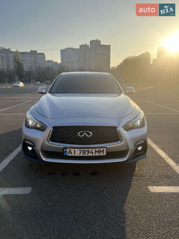 Infiniti Q50 (2016)
