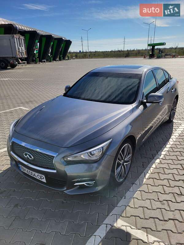 Infiniti Q50 (2016)