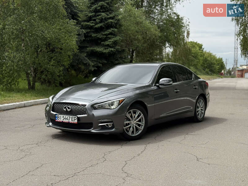 Infiniti Q50 (2016)