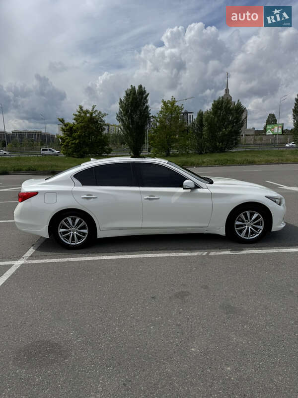 Infiniti Q50 (2017)
