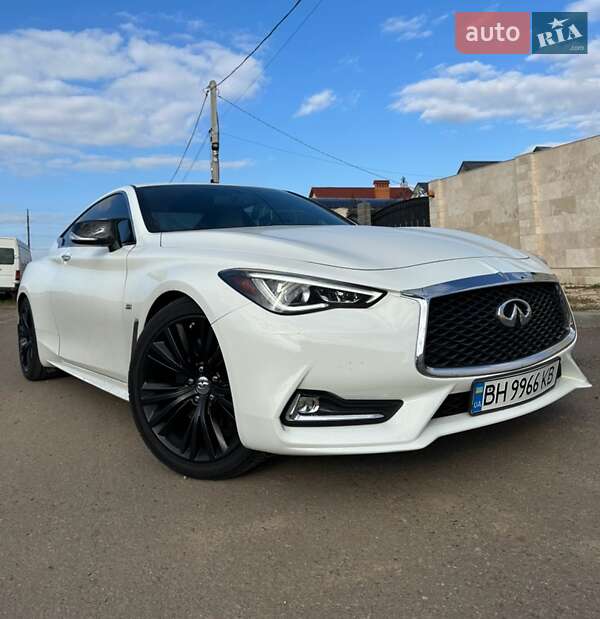 Infiniti Q60 (2016)