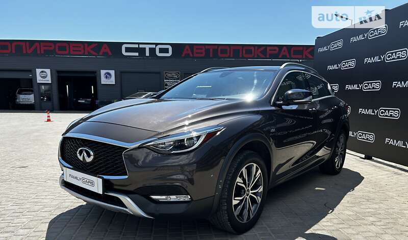 Infiniti Qx30 (2017)