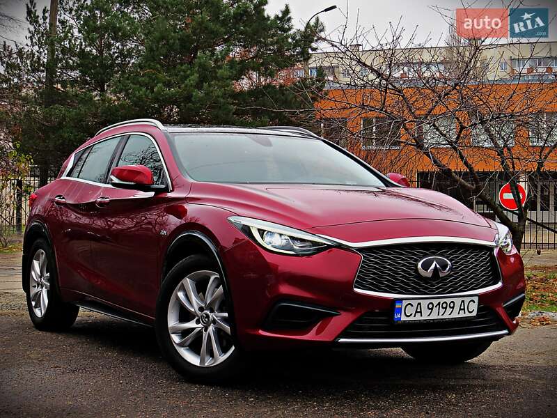 Infiniti Qx30 (2018)