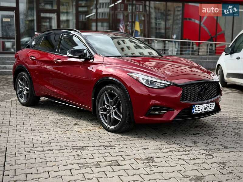 Infiniti Qx30 (2016)