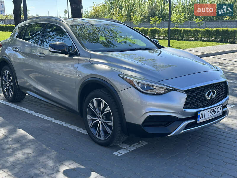 Infiniti Qx30 (2017)