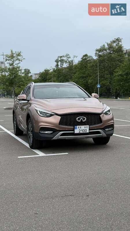 Infiniti Qx30 (2018)