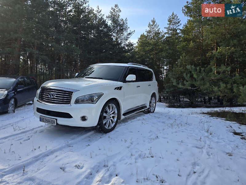 Infiniti Qx56 (2011)