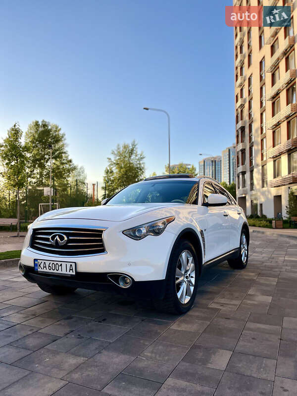 Infiniti Qx70 (2013)