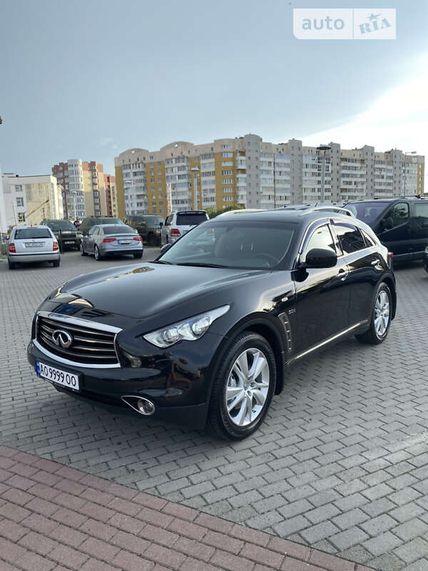 Infiniti Qx70 (2016)