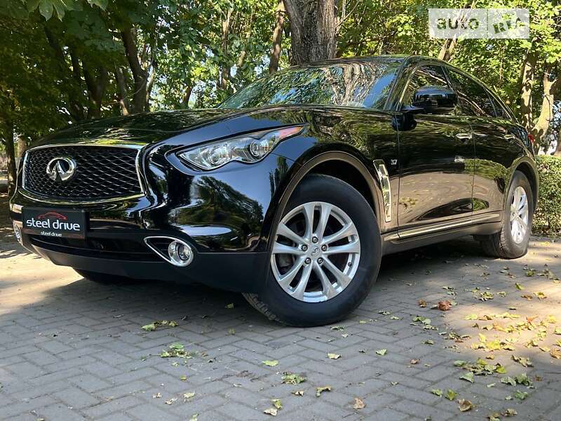 Infiniti Qx70 (2016)