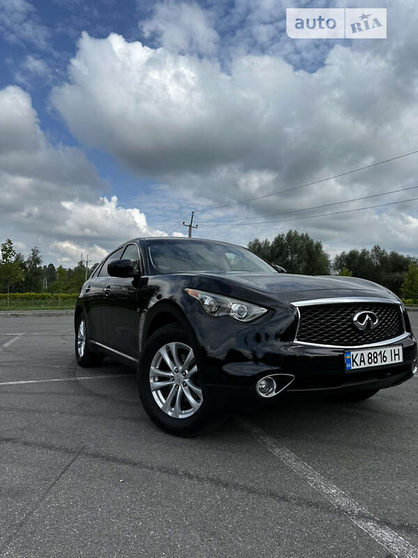 Infiniti Qx70 (2016)