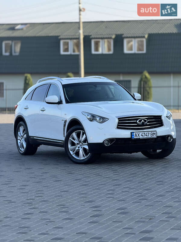 Infiniti Qx70 (2014)