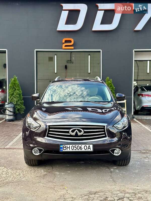 Infiniti Qx70 (2015)