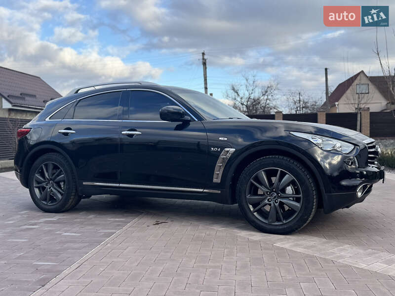 Infiniti Qx70 (2015)
