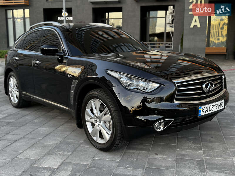 Infiniti Qx70 (2016)