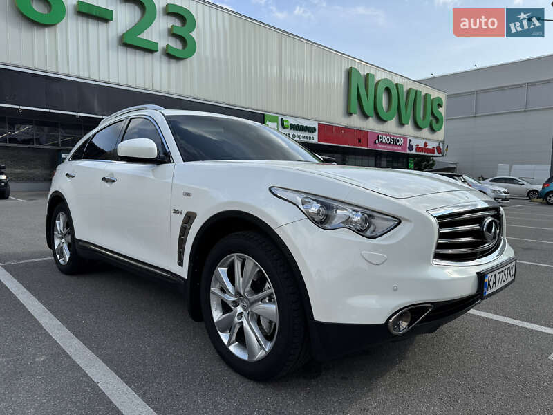 Infiniti Qx70 (2013)