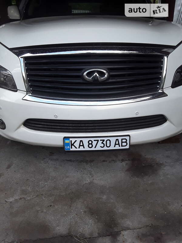 Infiniti Qx80 (2014)