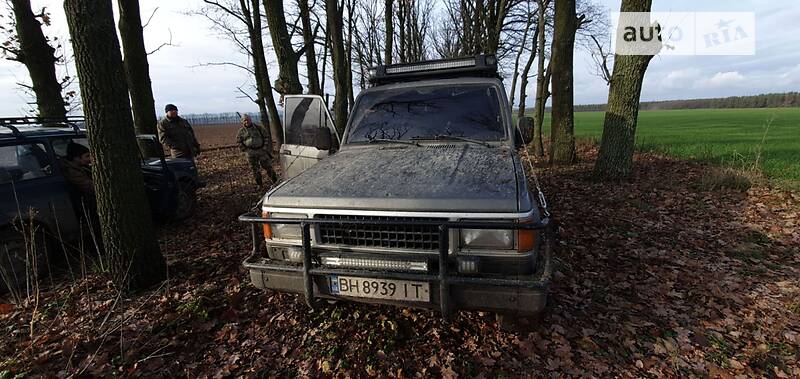 Isuzu Trooper (1989)