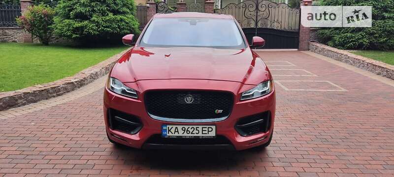 Jaguar F-pace (2016)