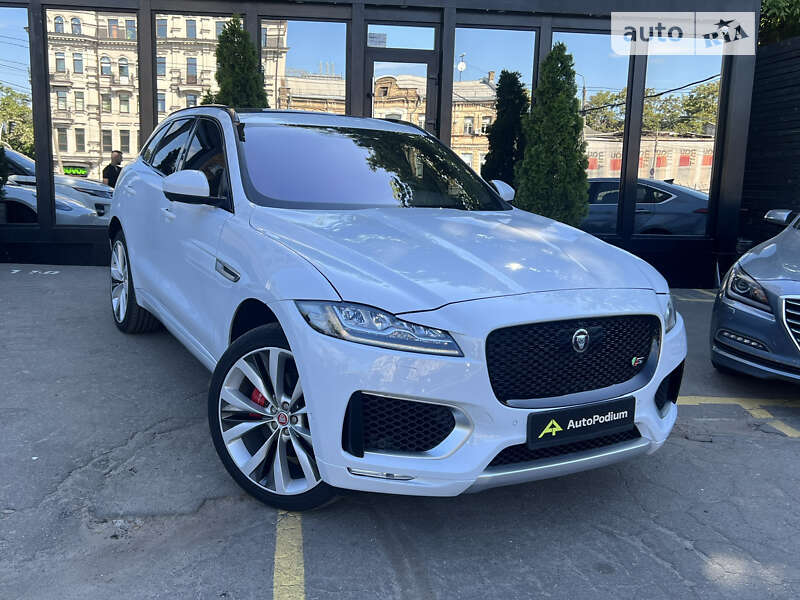 Jaguar F-pace (2016)