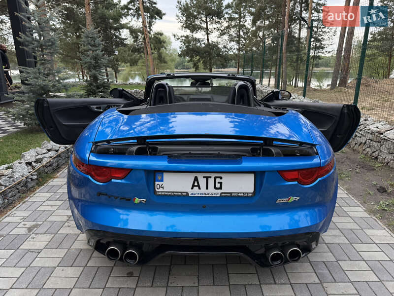 Jaguar F-type (2015)