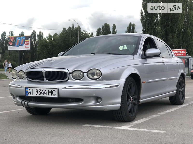 Jaguar X-type (2001)