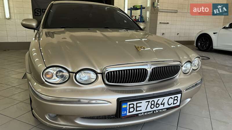 Jaguar X-type (2001)