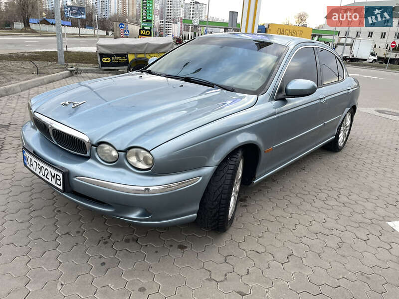 Jaguar X-type (2002)