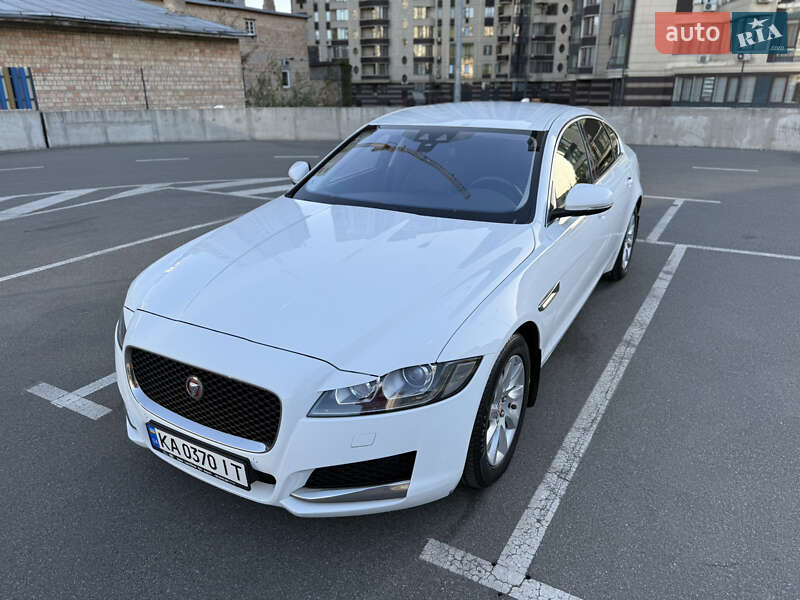 Jaguar Xf (2017)