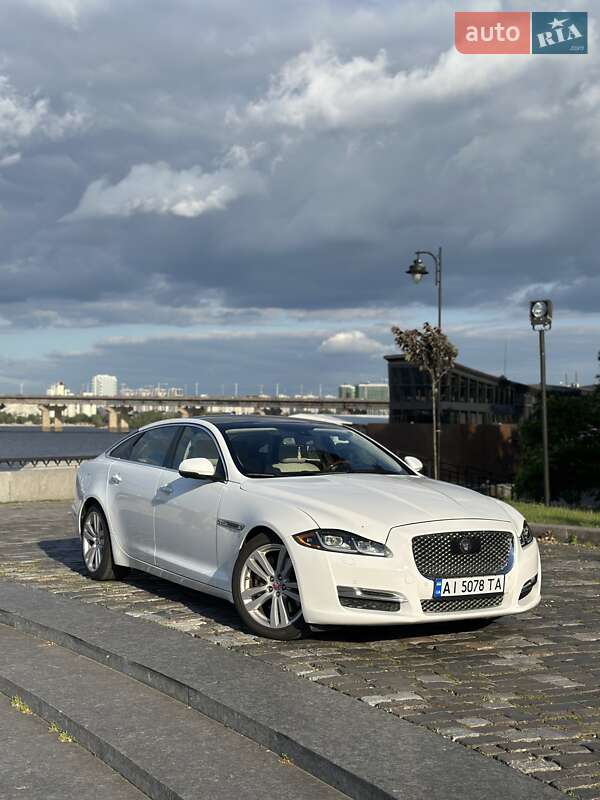 Jaguar Xj (2017)