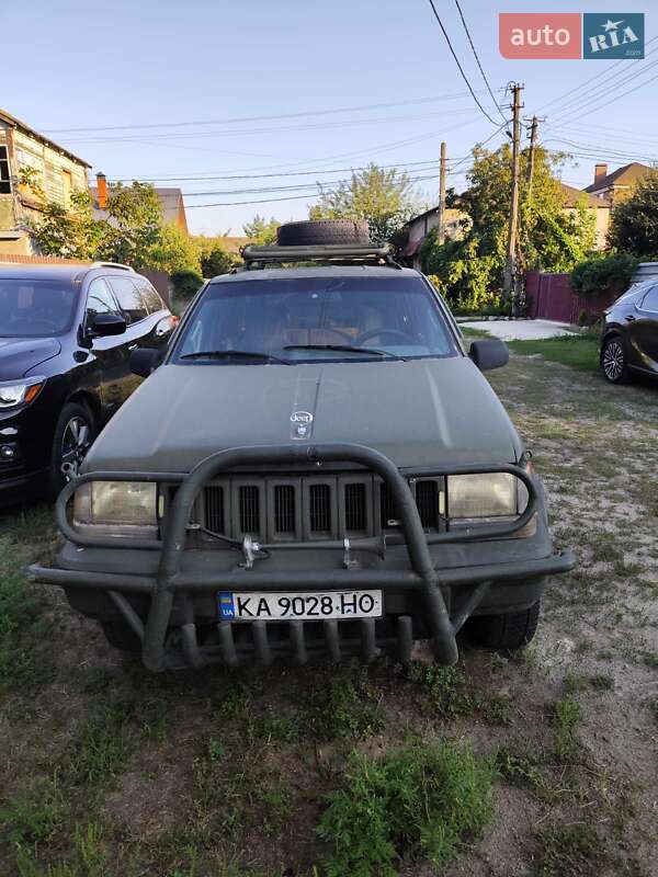 Jeep Cherokee (1995)