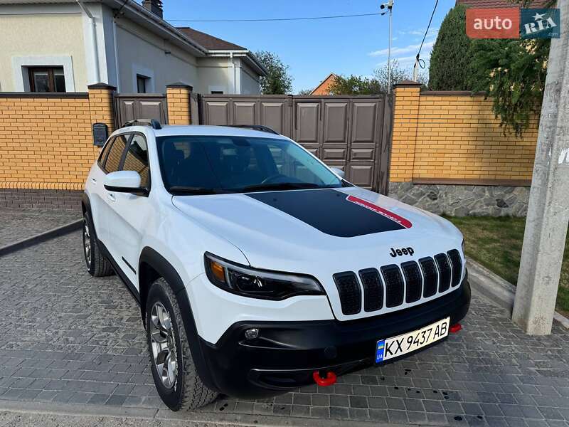 Jeep Cherokee (2020)