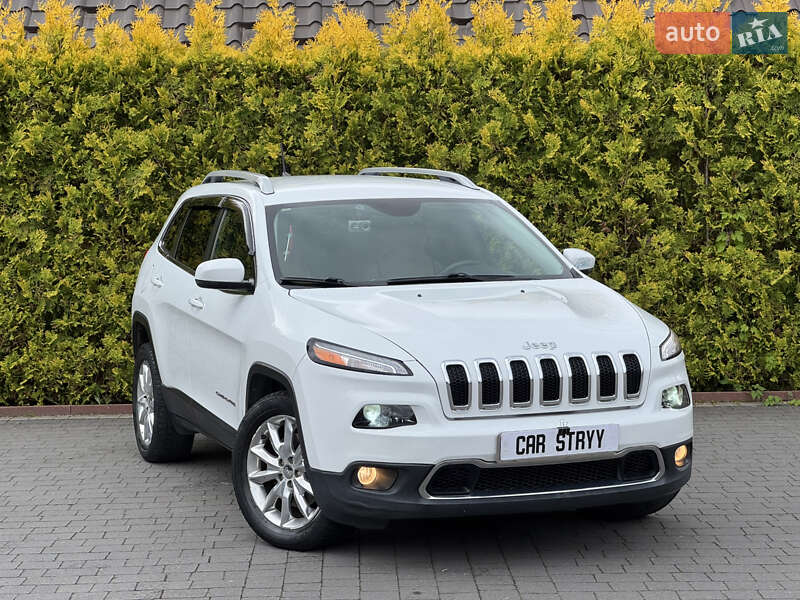 Jeep Cherokee (2016)