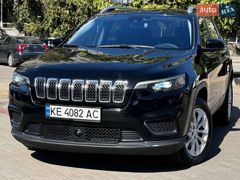Jeep Cherokee (2021)