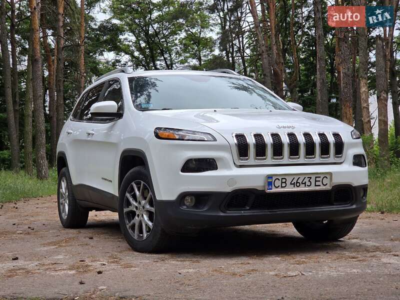 Jeep Cherokee (2016)