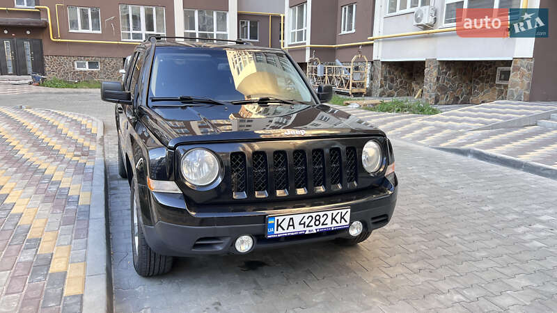 Jeep Patriot (2012)