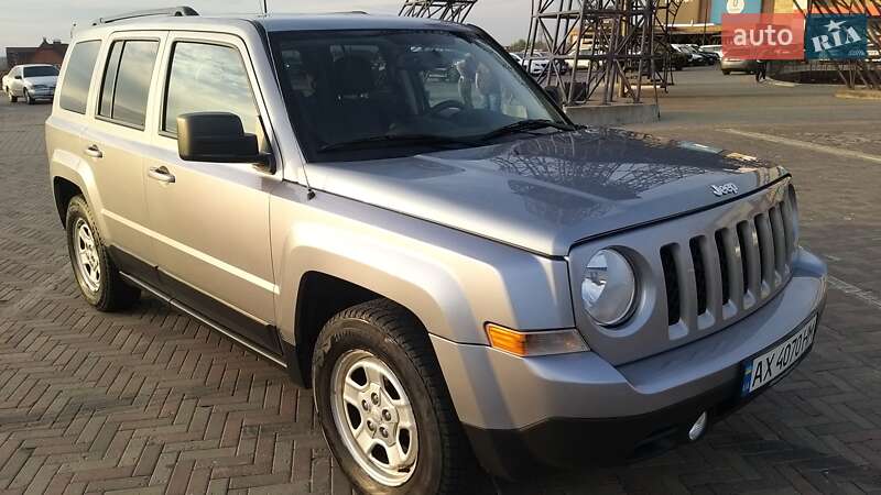 Jeep Patriot (2016)