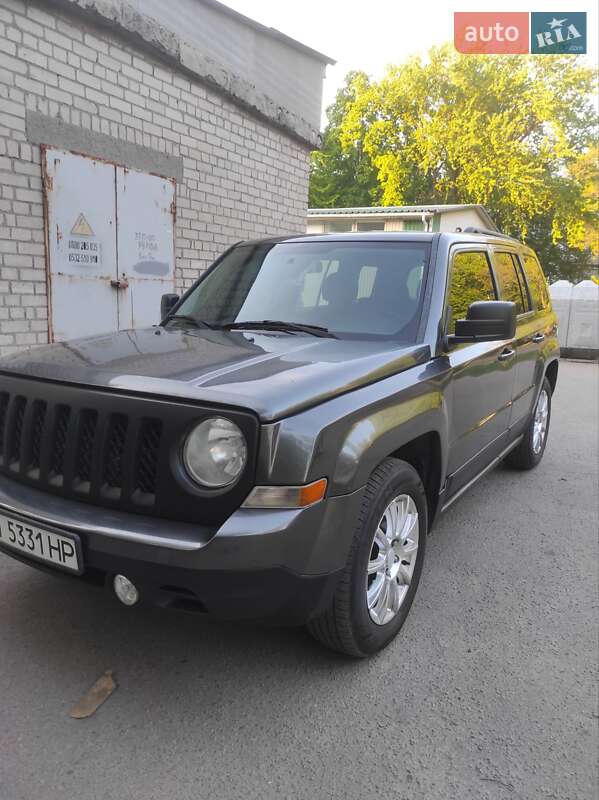 Jeep Patriot (2014)