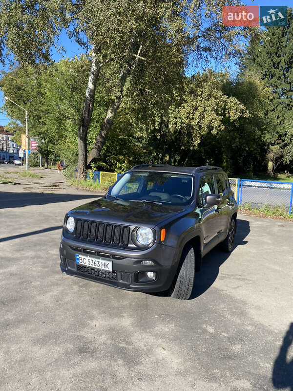 Jeep Renegade (2016)