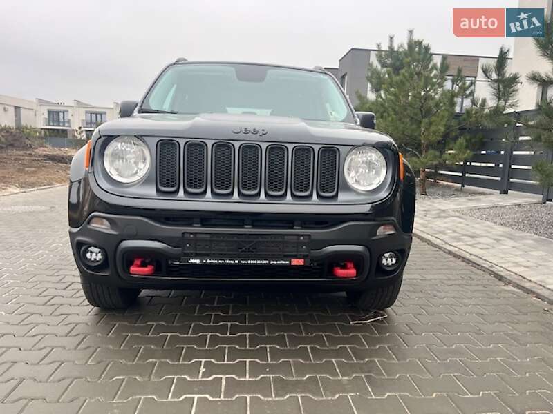 Jeep Renegade (2016)