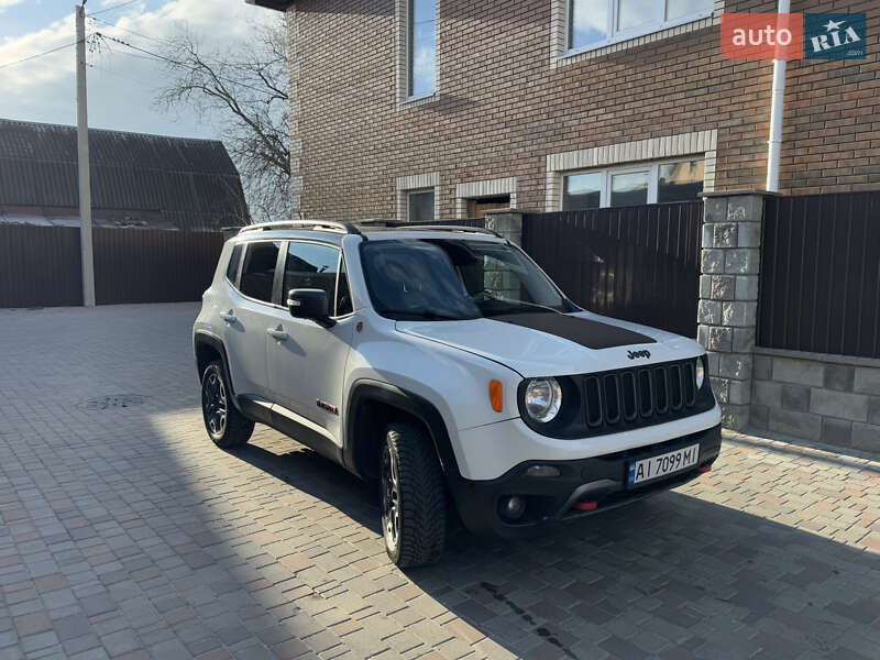 Jeep Renegade (2015)