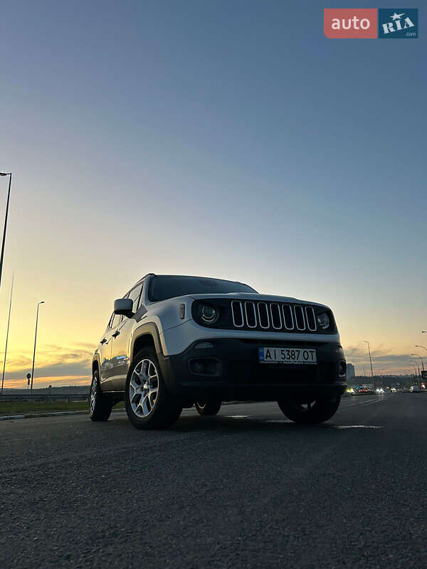 Jeep Renegade (2016)