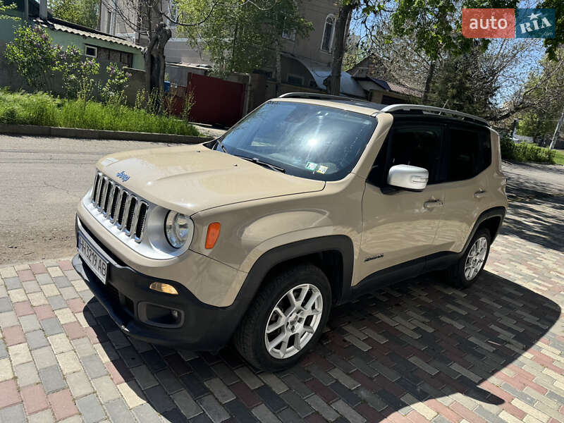 Jeep Renegade (2016)