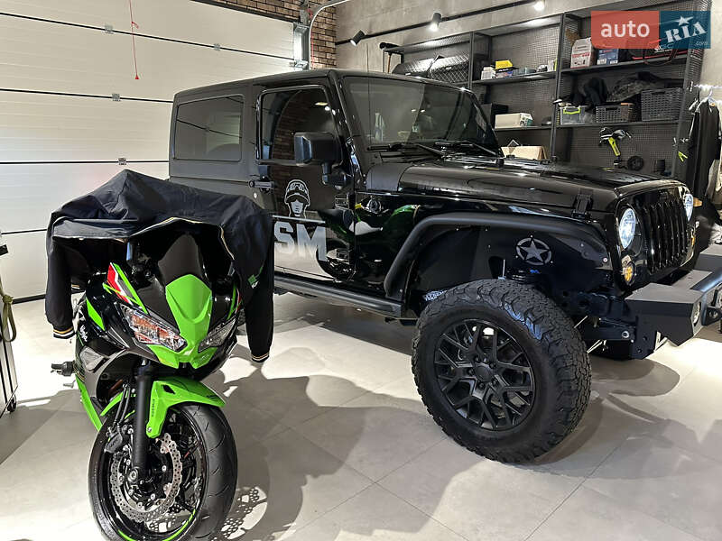 Jeep Wrangler (2016)