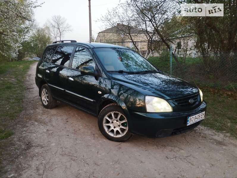 Kia Carens (2003)