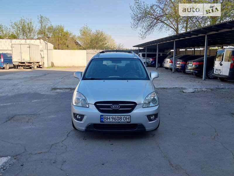 Kia Carens (2007)